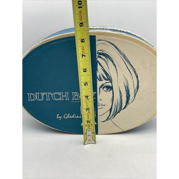 Vintage Dutch Boy Wig in Original Box Hong Kong Dynel 50D Photo Prop Advertising - Picture 2 of 12